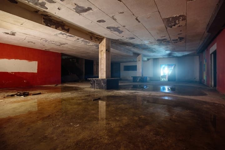 How to Deodorize a Flooded Room