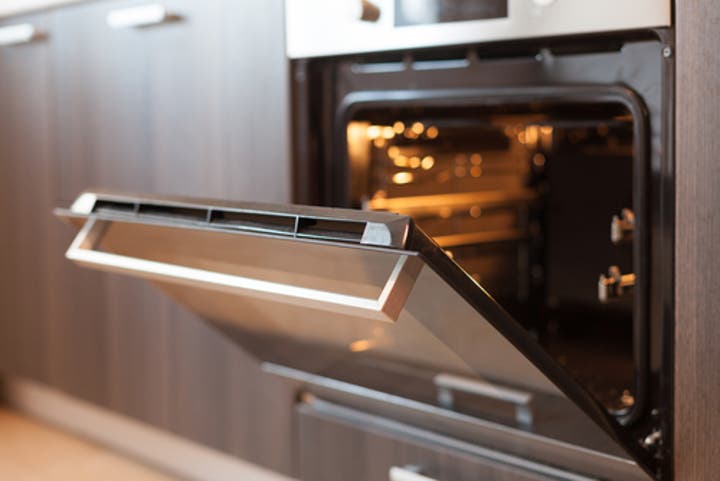 5 Reasons Using the Oven to Heat the House is a Bad Idea